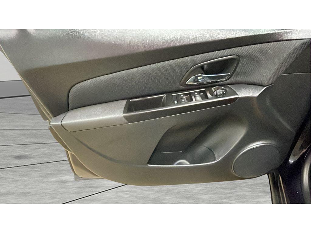 used 2014 Chevrolet Cruze car, priced at $6,990