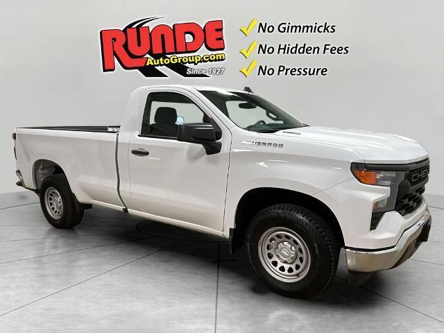used 2025 Chevrolet Silverado 1500 car, priced at $29,981
