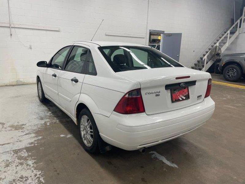 used 2007 Ford Focus car, priced at $4,981