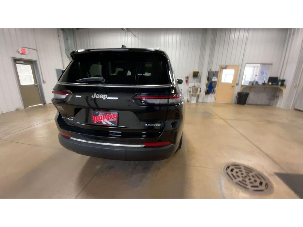 used 2021 Jeep Grand Cherokee L car, priced at $31,990