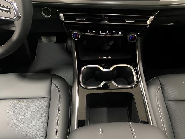 new 2026 Chevrolet Traverse car, priced at $48,205