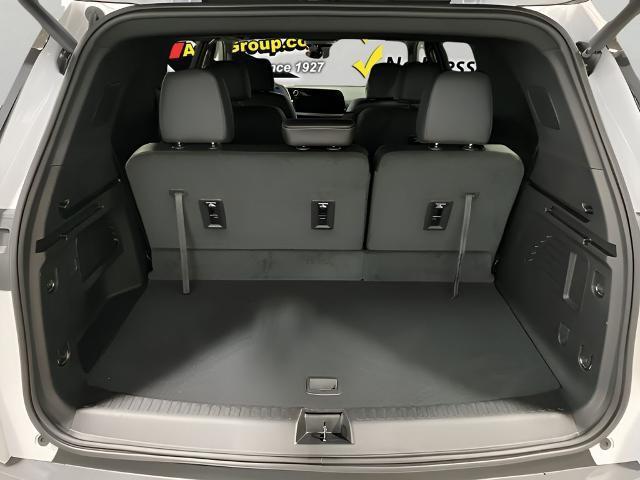 new 2026 Chevrolet Traverse car, priced at $48,205