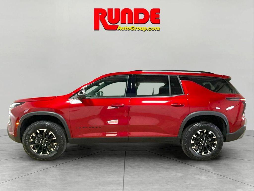 used 2024 Chevrolet Traverse car, priced at $48,991