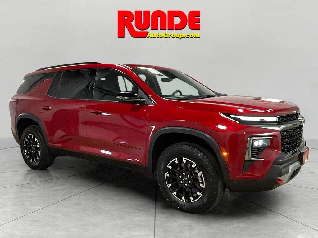 used 2024 Chevrolet Traverse car, priced at $48,991