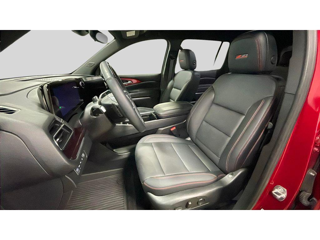 used 2024 Chevrolet Traverse car, priced at $48,991