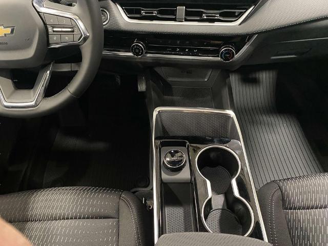 new 2026 Chevrolet Equinox car, priced at $31,745