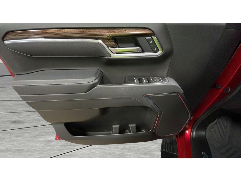 used 2025 Chevrolet Silverado 1500 car, priced at $52,990