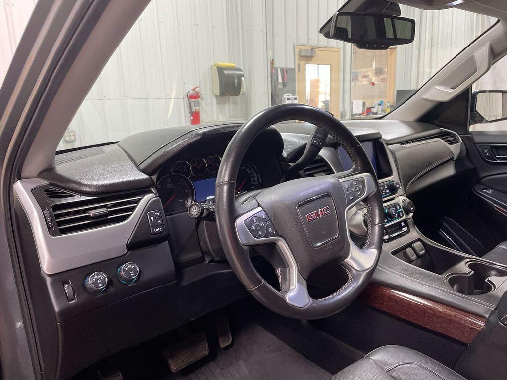 used 2020 GMC Yukon XL car, priced at $39,541