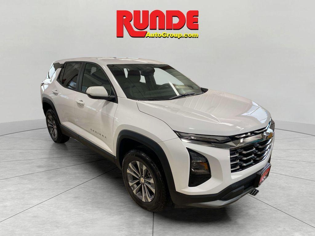 new 2026 Chevrolet Equinox car, priced at $34,295