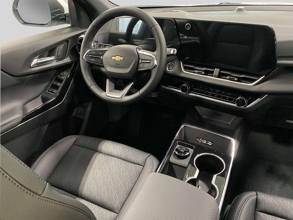 new 2026 Chevrolet Equinox car, priced at $34,295