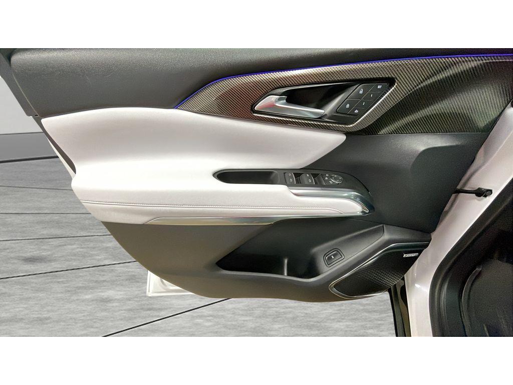 used 2025 Chevrolet Traverse car, priced at $51,990