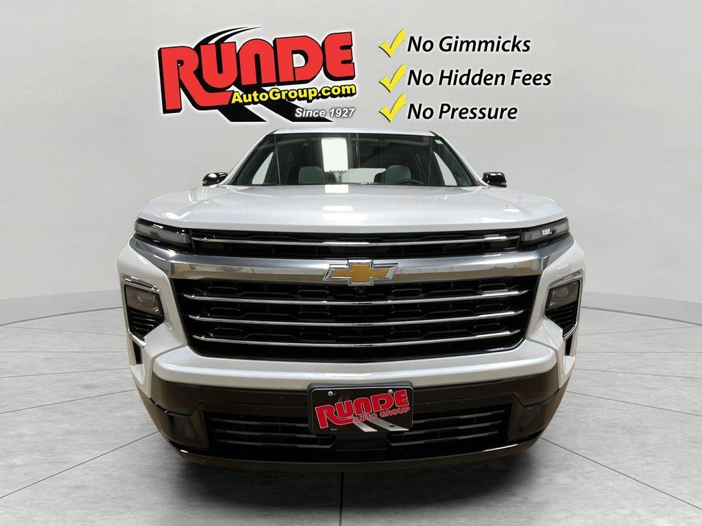 used 2025 Chevrolet Traverse car, priced at $51,990