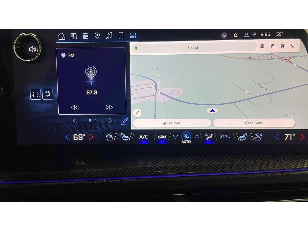 used 2025 Chevrolet Traverse car, priced at $51,990