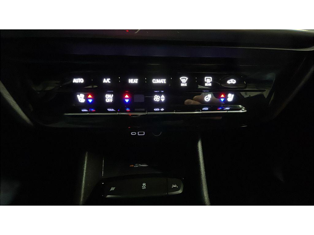 used 2022 Chevrolet Bolt EUV car, priced at $17,990