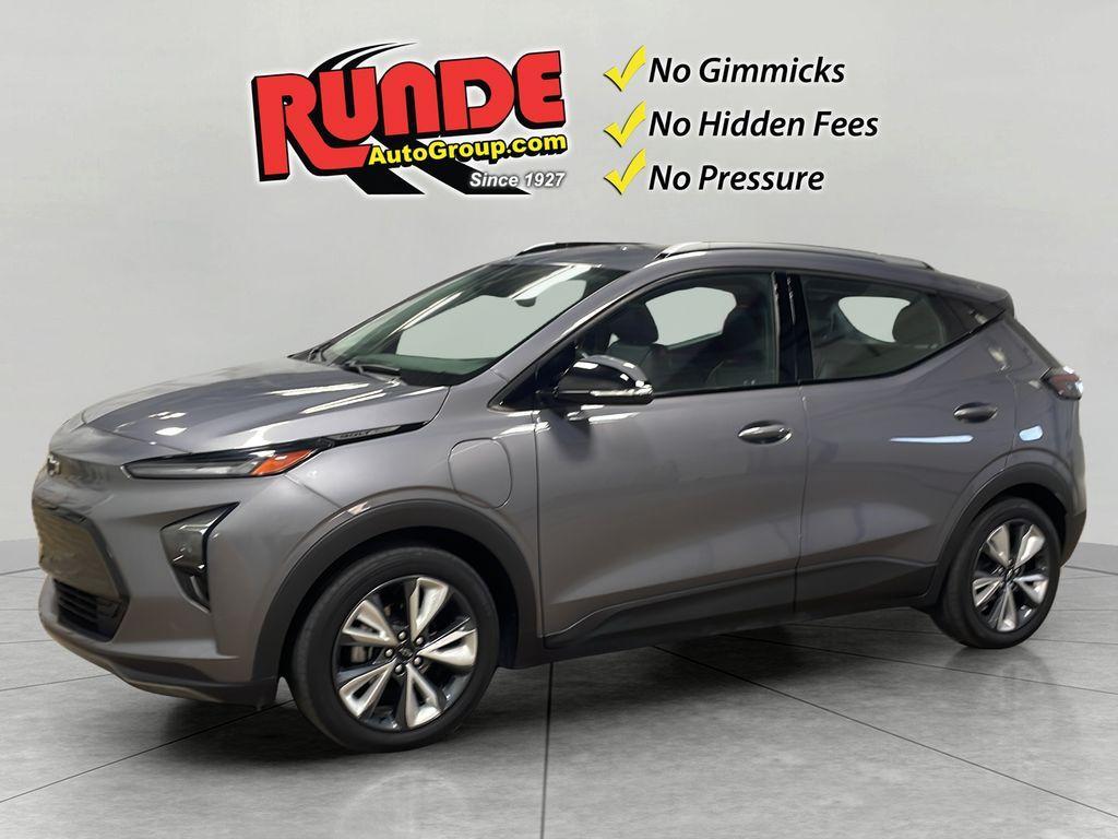 used 2022 Chevrolet Bolt EUV car, priced at $17,990