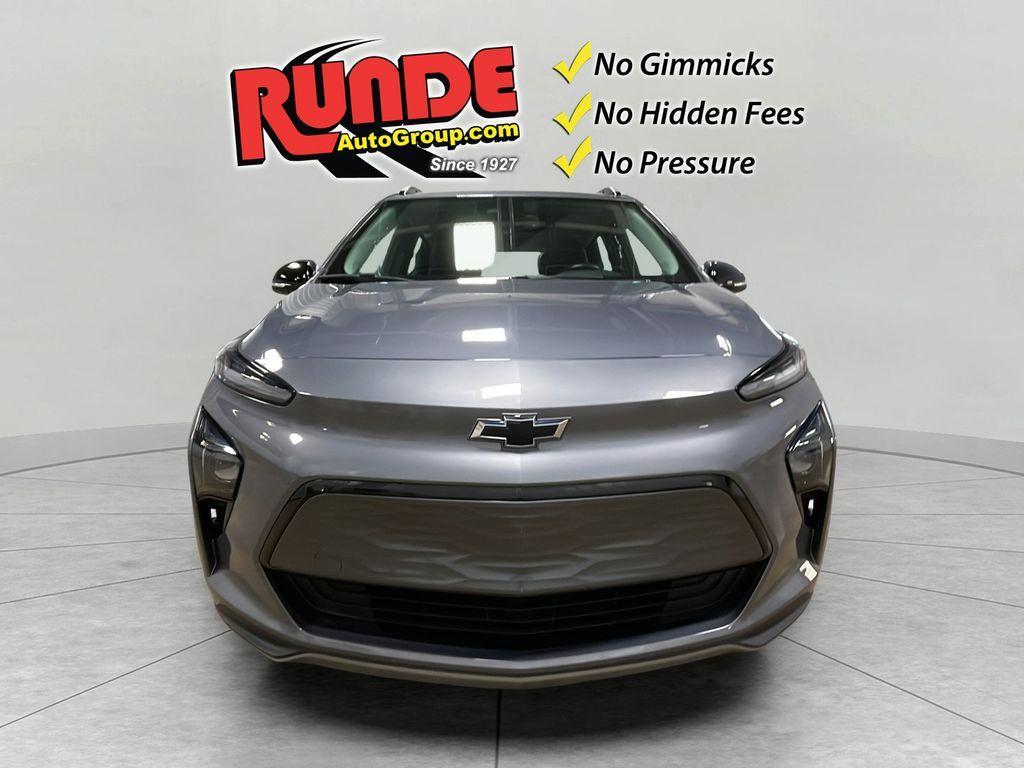 used 2022 Chevrolet Bolt EUV car, priced at $17,990