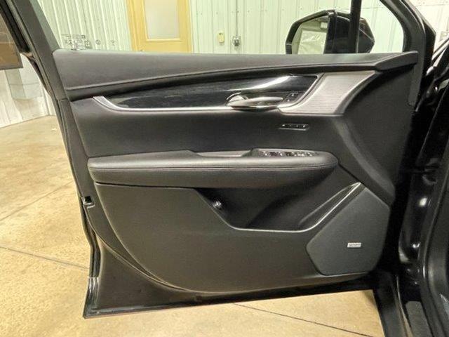 used 2021 Cadillac XT5 car, priced at $28,494