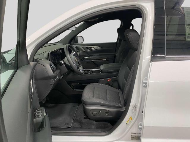 new 2025 Chevrolet Traverse car, priced at $42,545