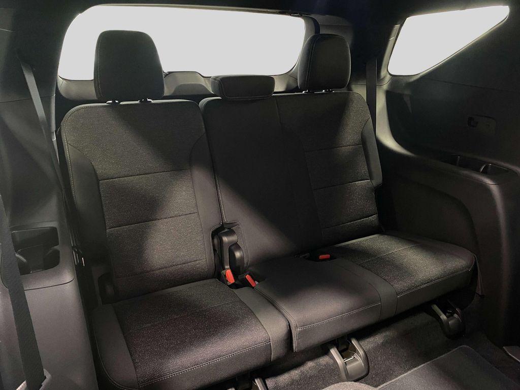 new 2025 Chevrolet Traverse car, priced at $42,545