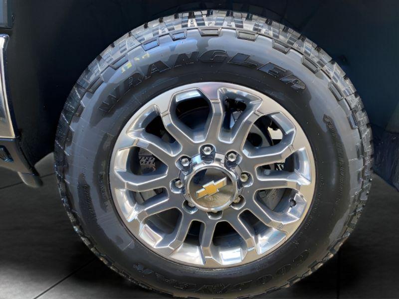 new 2025 Chevrolet Silverado 3500 car, priced at $82,305