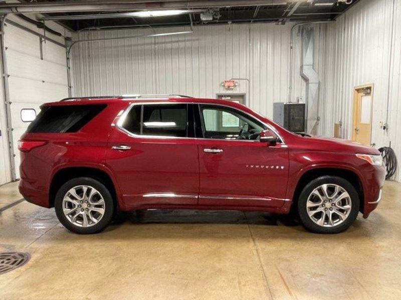 used 2020 Chevrolet Traverse car, priced at $25,574