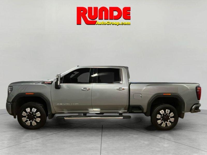 used 2024 GMC Sierra 2500 car, priced at $61,152