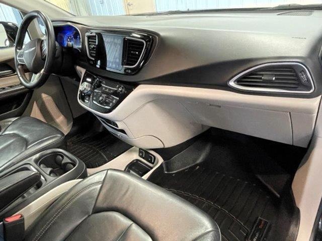 used 2017 Chrysler Pacifica car, priced at $14,373