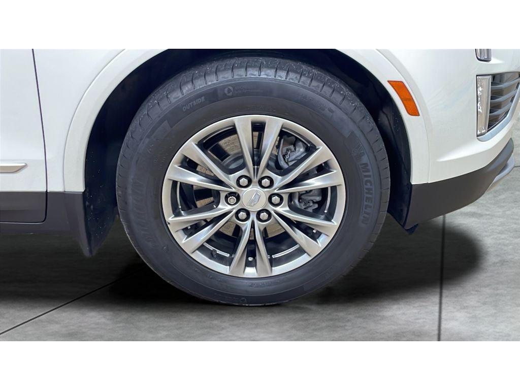 used 2021 Cadillac XT5 car, priced at $32,990