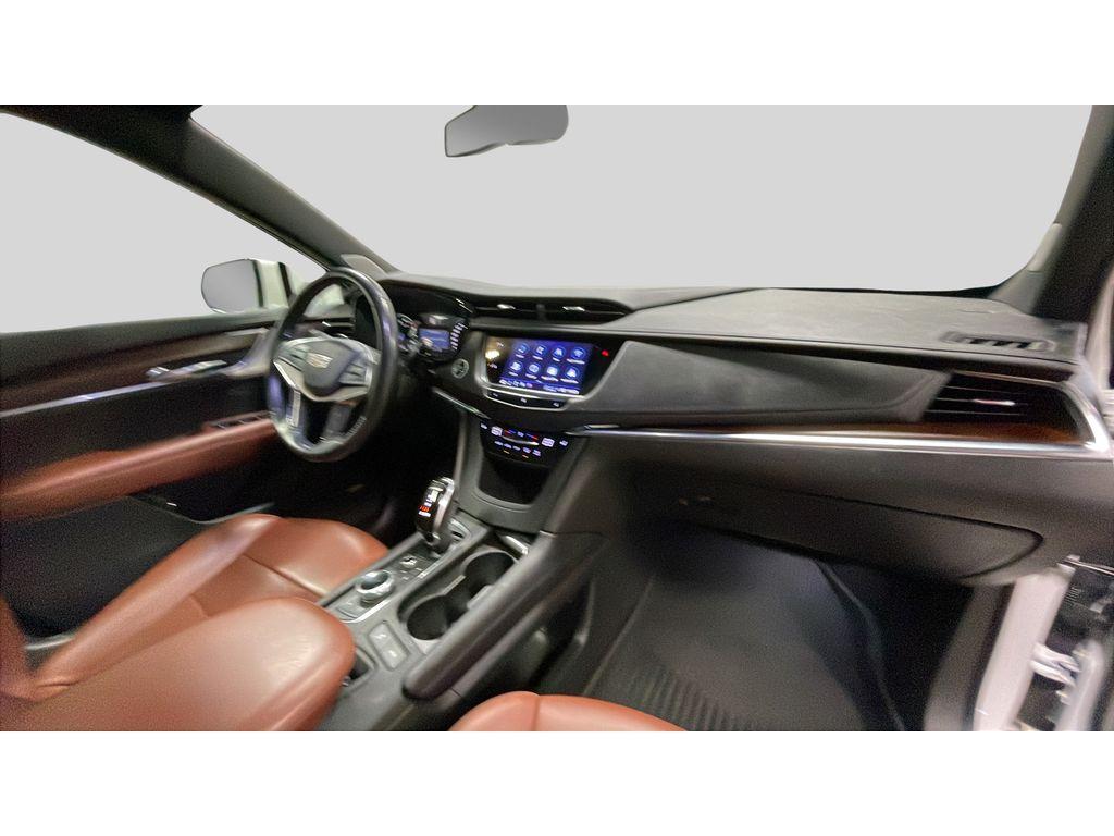 used 2021 Cadillac XT5 car, priced at $32,990