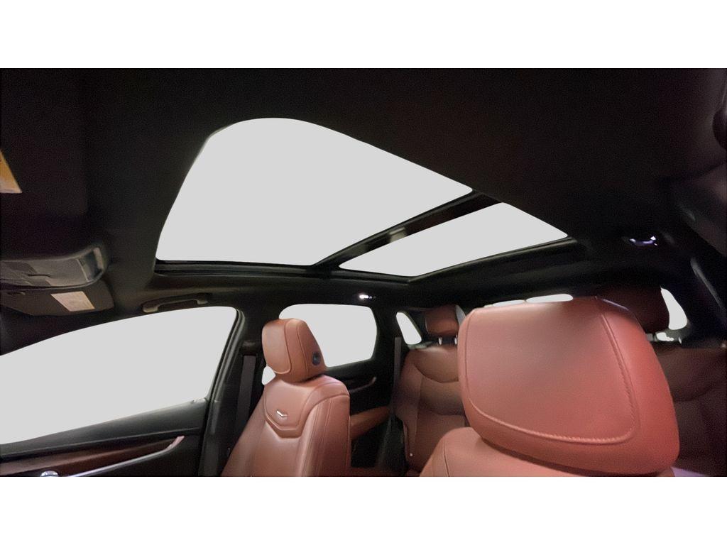 used 2021 Cadillac XT5 car, priced at $32,990