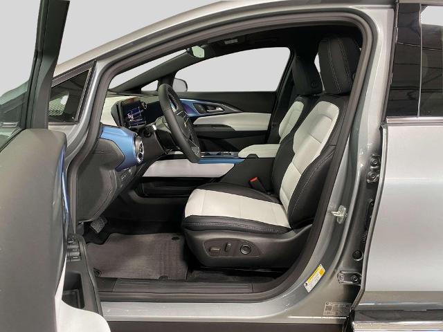 new 2025 Chevrolet Equinox EV car, priced at $46,890