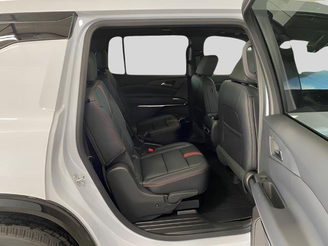 new 2026 Chevrolet Traverse car, priced at $62,215
