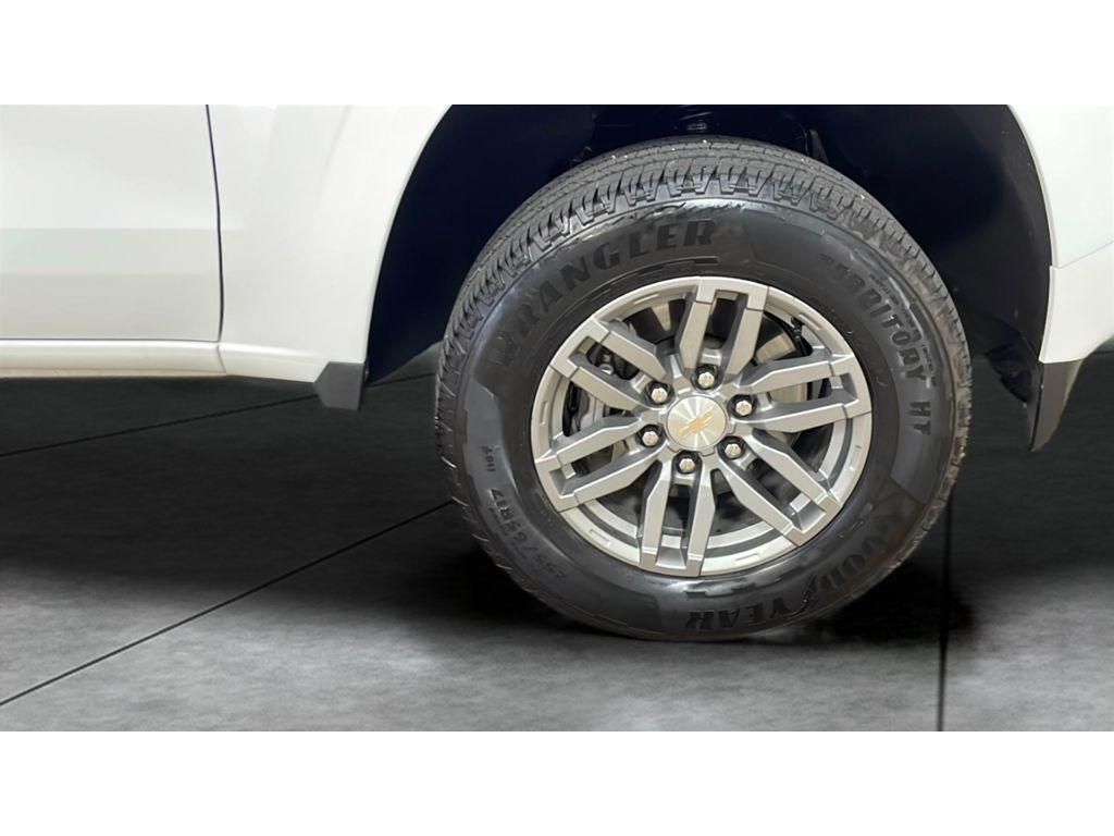 used 2024 Chevrolet Colorado car, priced at $28,950