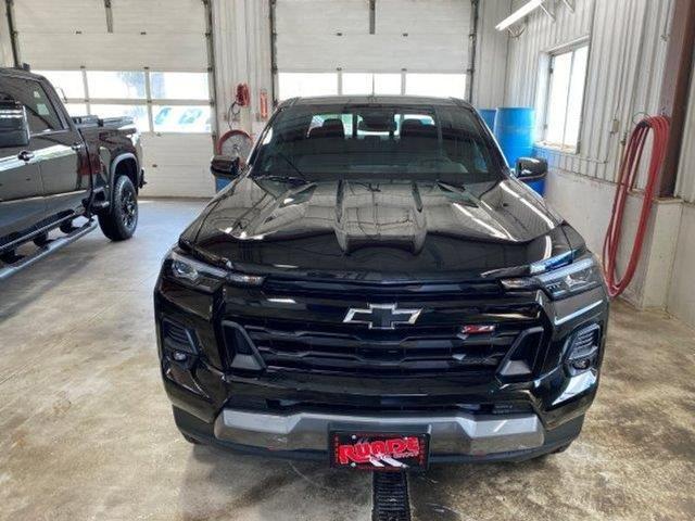 new 2024 Chevrolet Colorado car, priced at $43,910