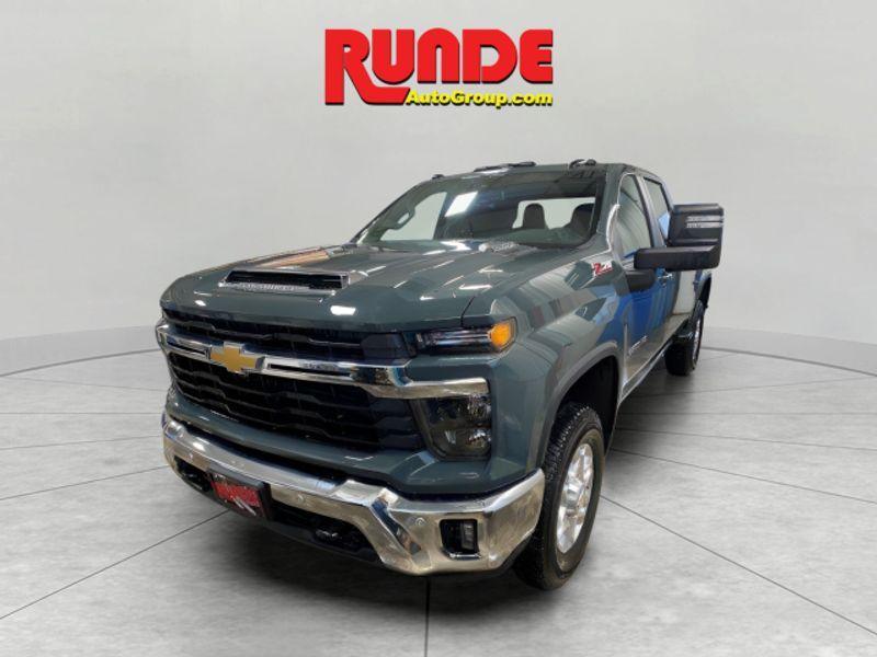 new 2025 Chevrolet Silverado 2500 car, priced at $61,680