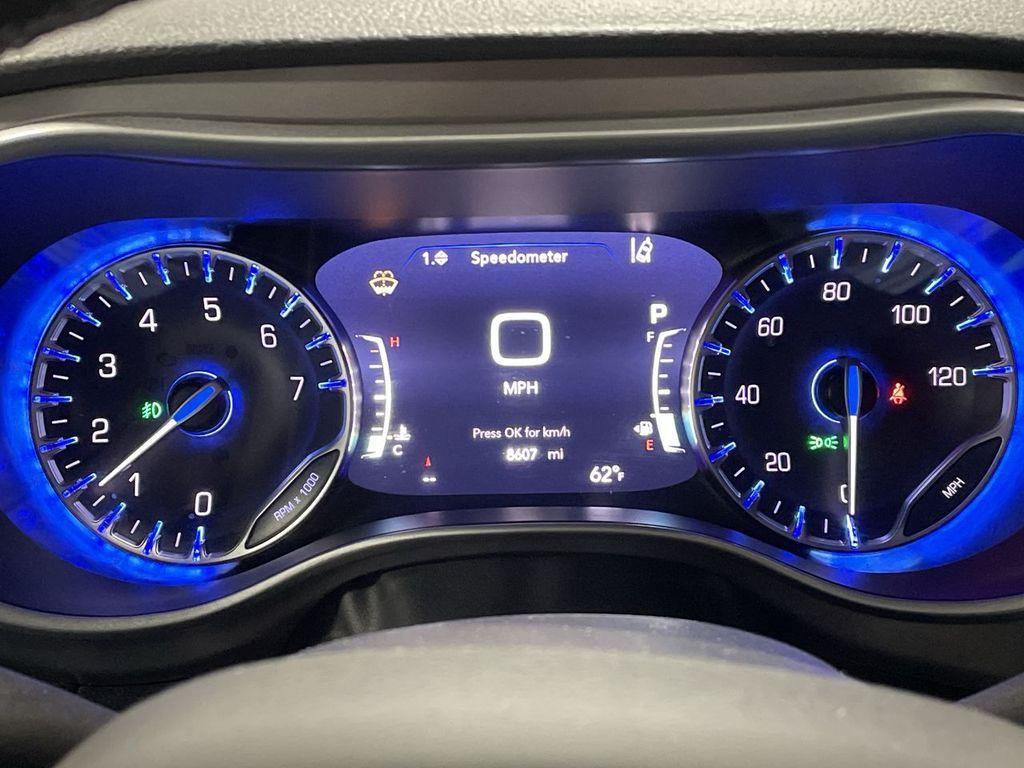 used 2025 Chrysler Pacifica car, priced at $43,990