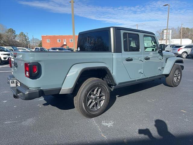 new 2024 Jeep Gladiator car, priced at $51,107