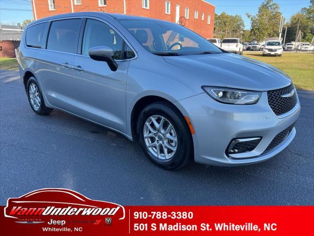 used 2023 Chrysler Pacifica car, priced at $27,690