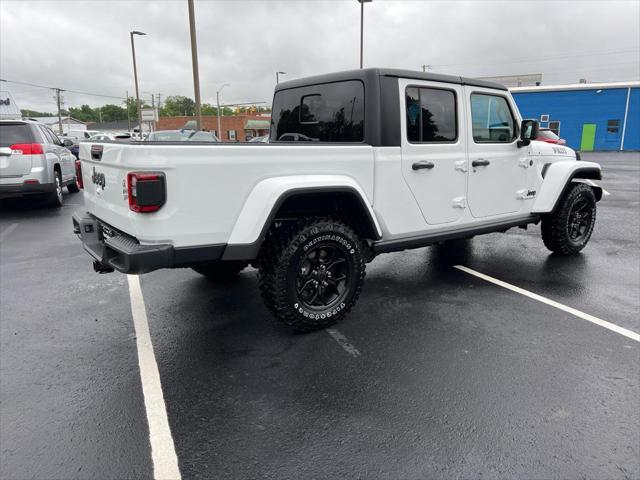 new 2024 Jeep Gladiator car, priced at $50,578