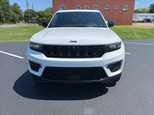 new 2024 Jeep Grand Cherokee car, priced at $57,995