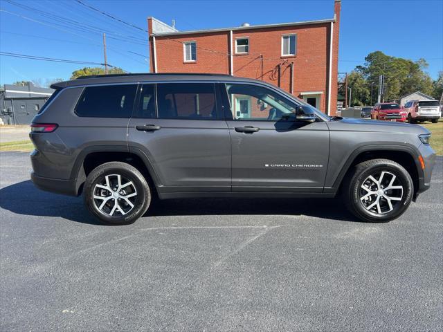 new 2024 Jeep Grand Cherokee L car, priced at $55,065