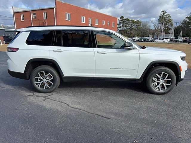 new 2025 Jeep Grand Cherokee L car, priced at $47,695