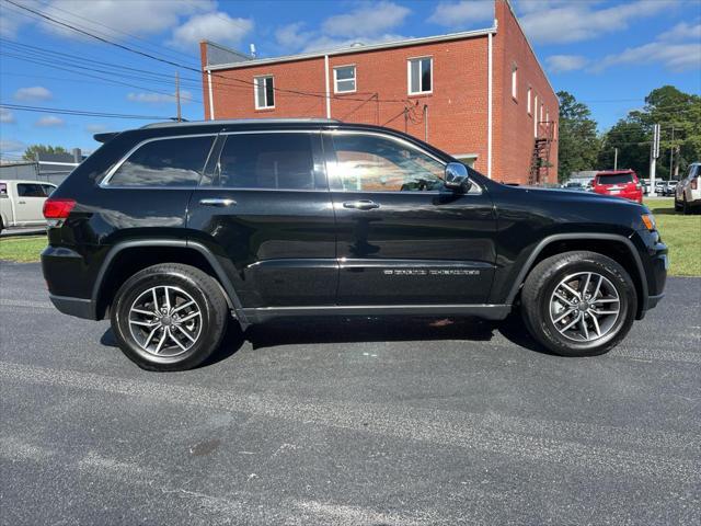 used 2022 Jeep Grand Cherokee car, priced at $28,268