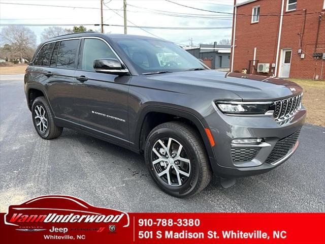 new 2025 Jeep Grand Cherokee car, priced at $47,810