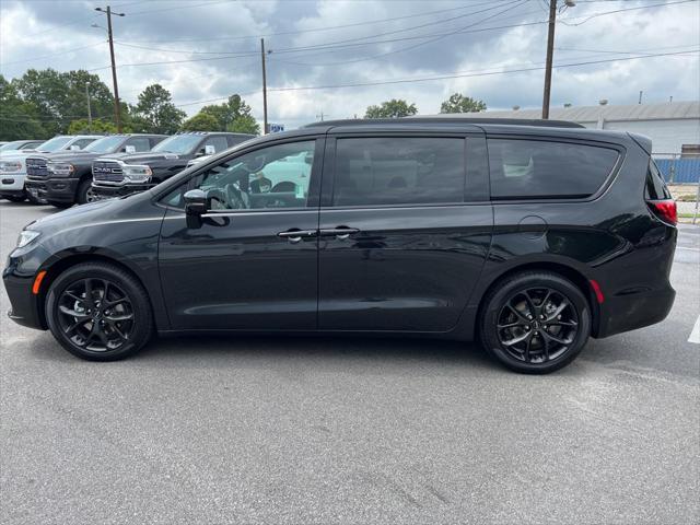 new 2023 Chrysler Pacifica car, priced at $44,999