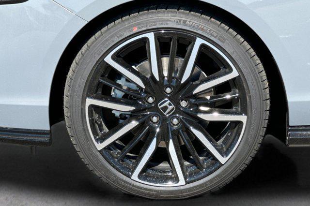 new 2025 Honda Accord Hybrid car, priced at $40,950
