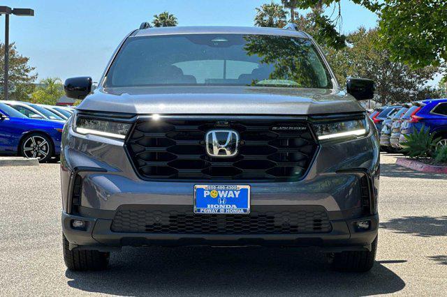 new 2025 Honda Pilot car, priced at $55,975