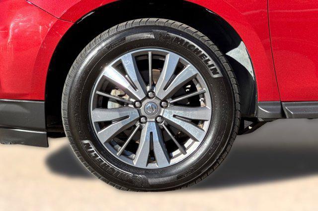 used 2017 Nissan Pathfinder car, priced at $7,997