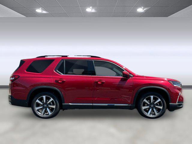 new 2025 Honda Pilot car, priced at $51,650