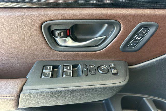 used 2024 Honda Pilot car, priced at $46,998